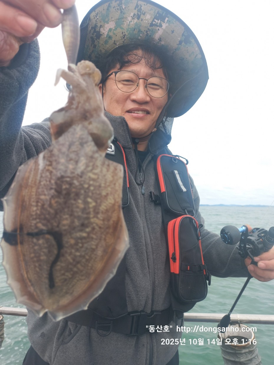 3e273efd9babdf84ab86b7782ac65167_1760547