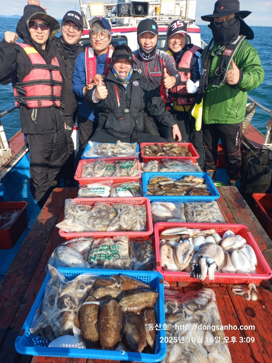 c8cc4ebd64e3b80ecf4c7b980829937f_1760712